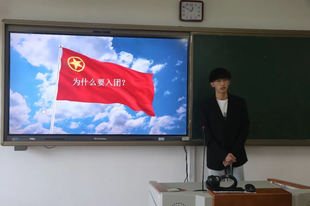 cef8ef504000f4631d159cf01b1b834c.jpg