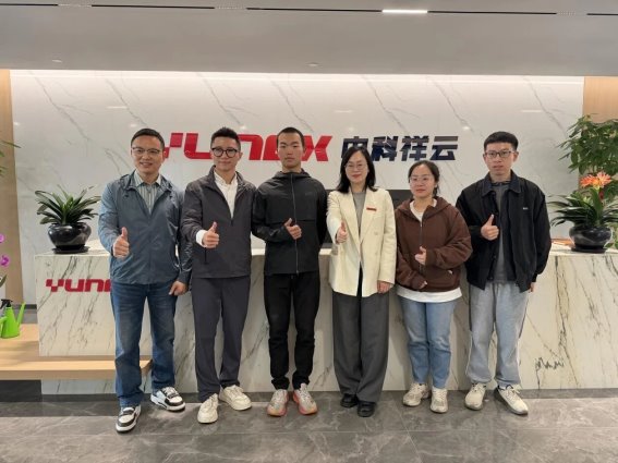 2a13de19772645397eec4725f080064c